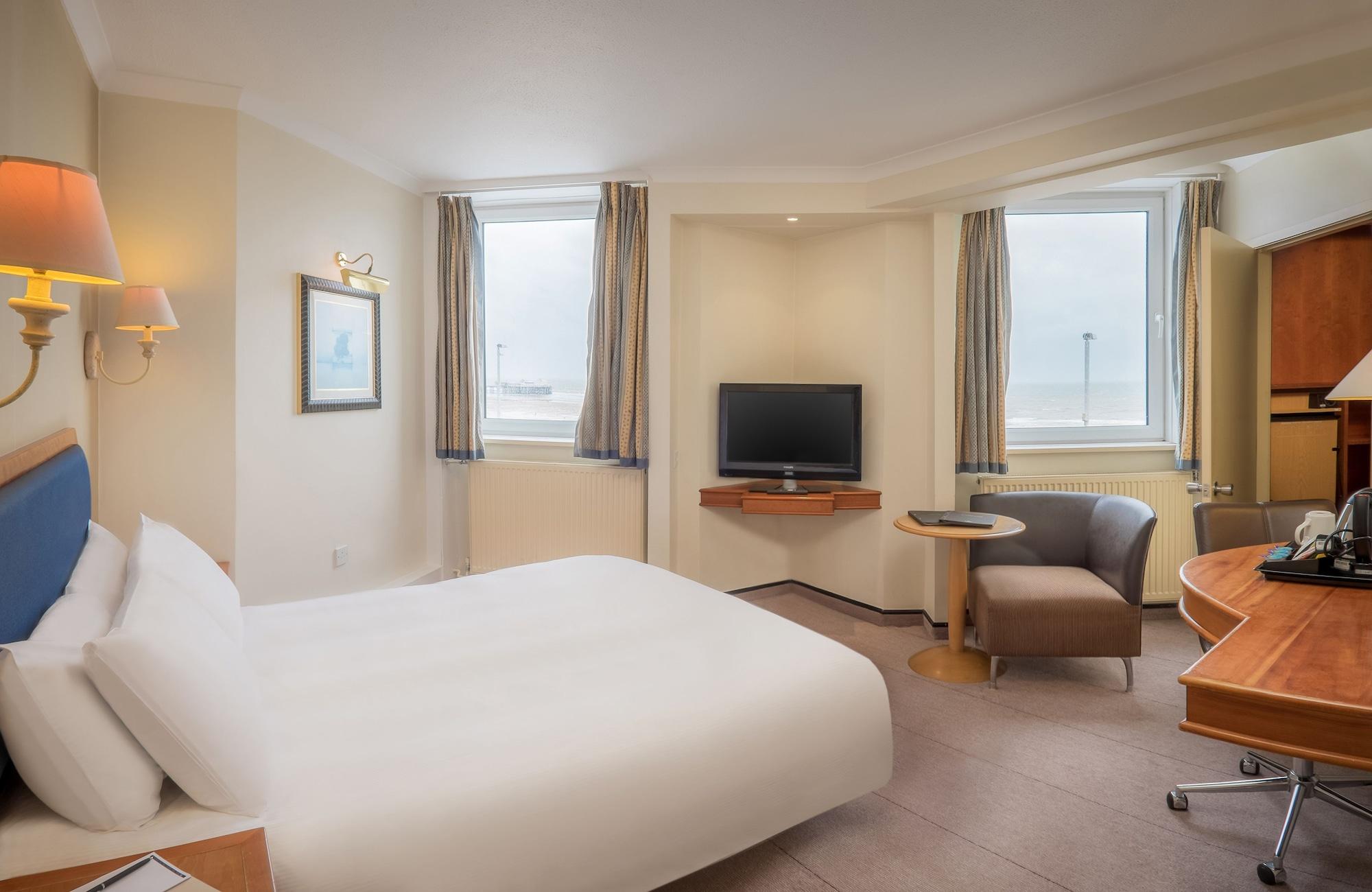 Grand Hotel Blackpool Kültér fotó A room at the hotel